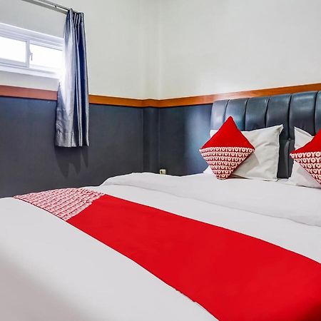 B Shaw Hotel Jakarta Ngoại thất bức ảnh