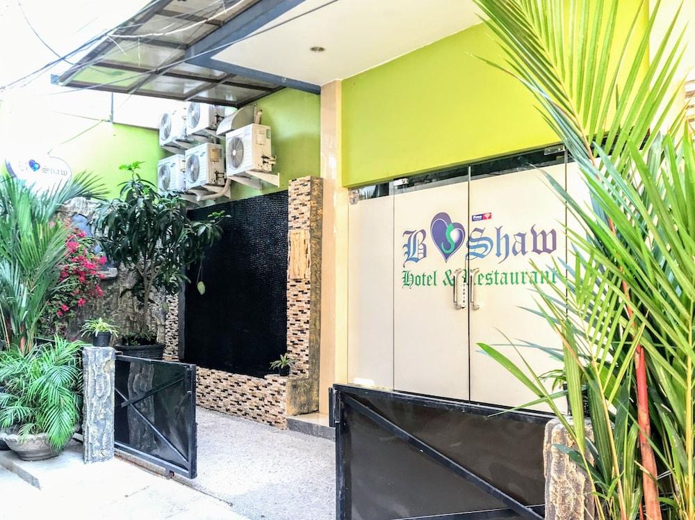 B Shaw Hotel Jakarta Ngoại thất bức ảnh