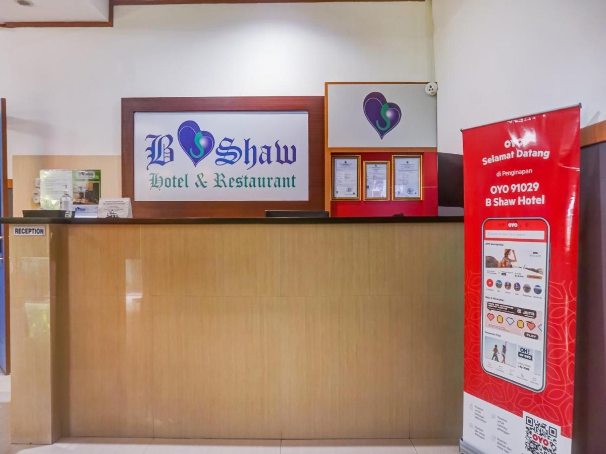 B Shaw Hotel Jakarta Ngoại thất bức ảnh