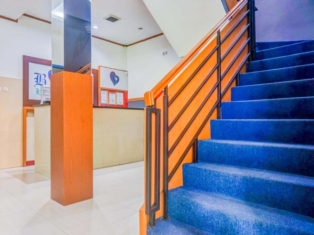 B Shaw Hotel Jakarta Ngoại thất bức ảnh