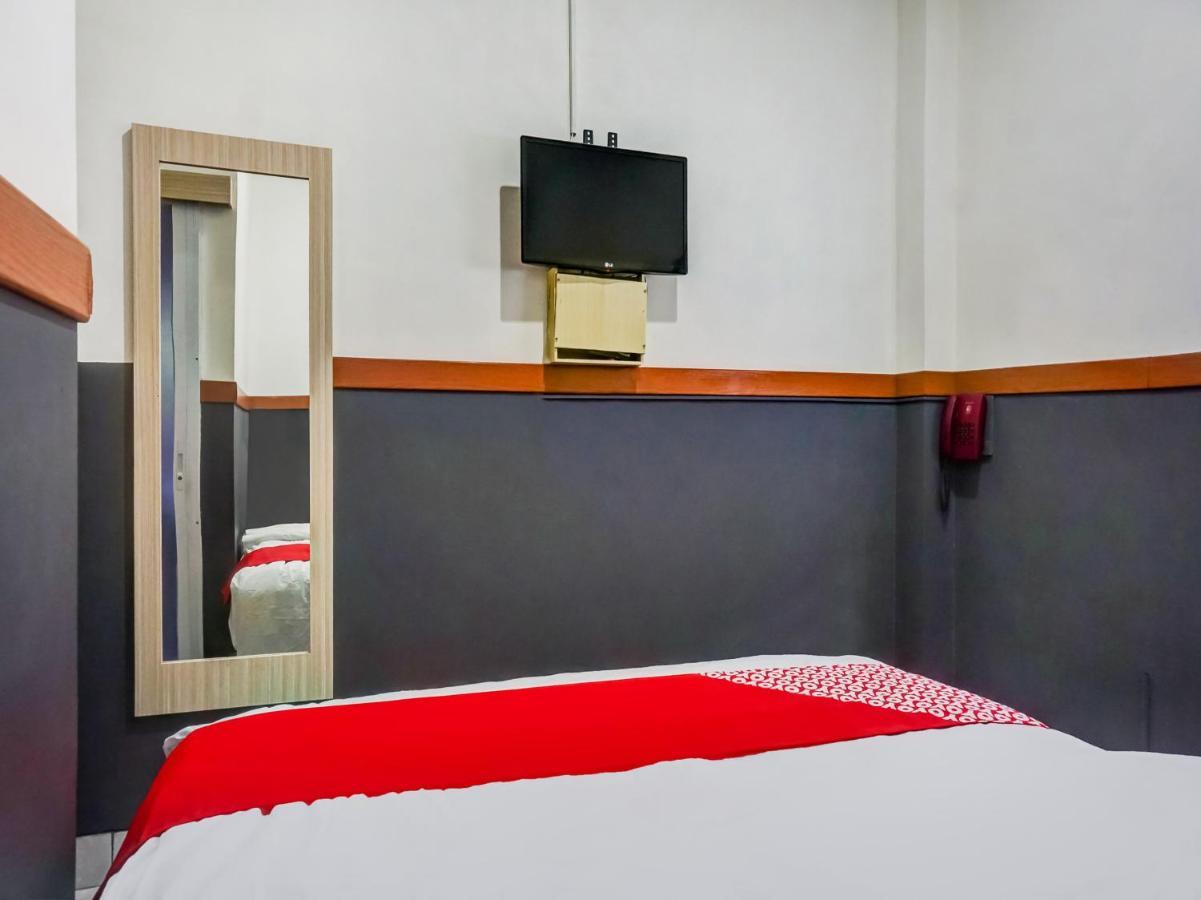 B Shaw Hotel Jakarta Ngoại thất bức ảnh