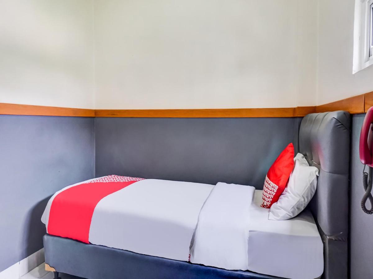 B Shaw Hotel Jakarta Ngoại thất bức ảnh