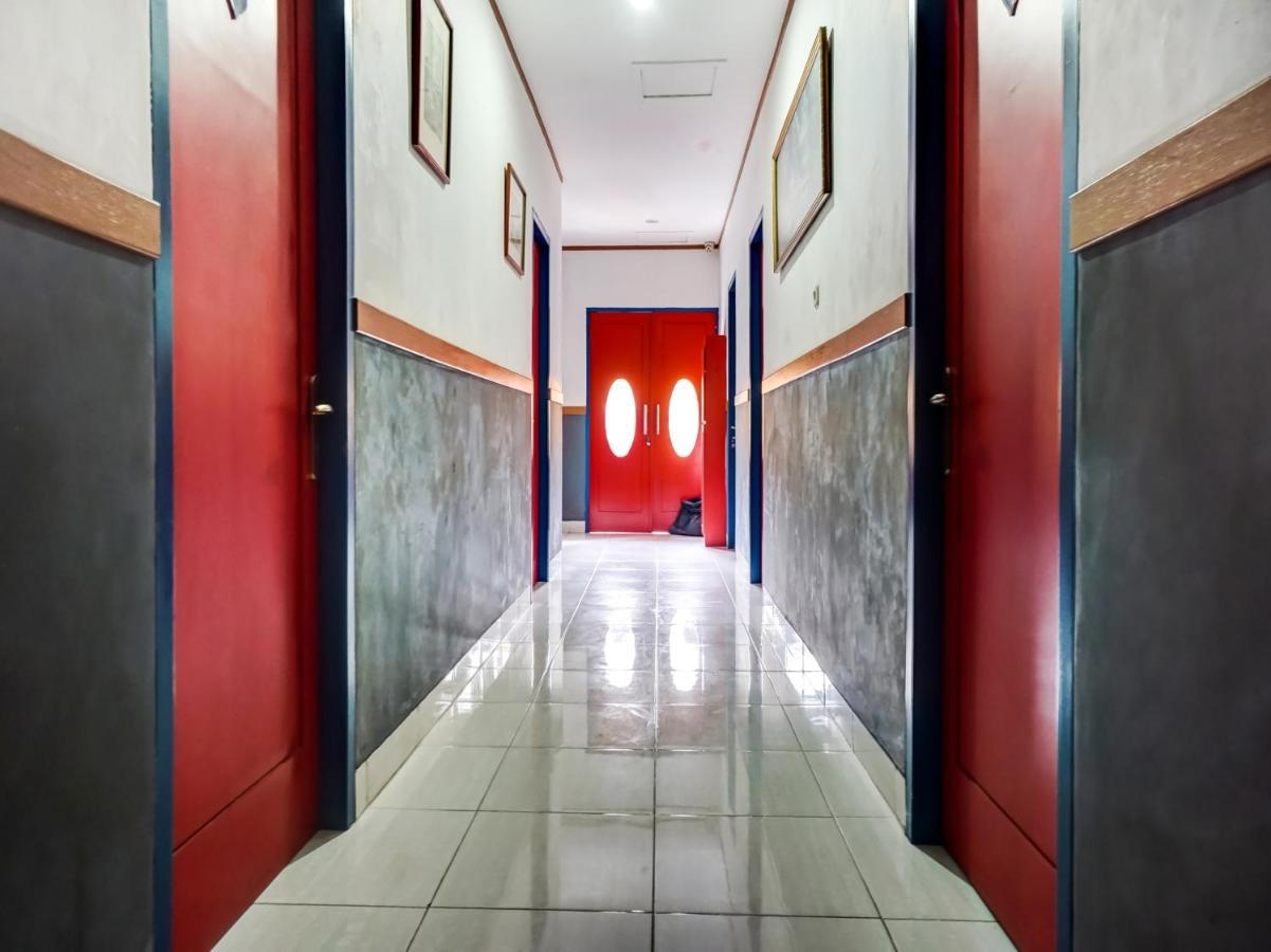 B Shaw Hotel Jakarta Ngoại thất bức ảnh