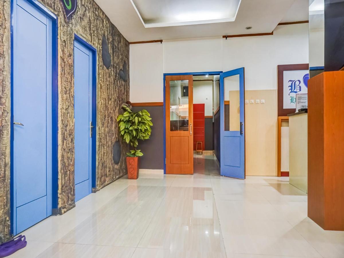 B Shaw Hotel Jakarta Ngoại thất bức ảnh