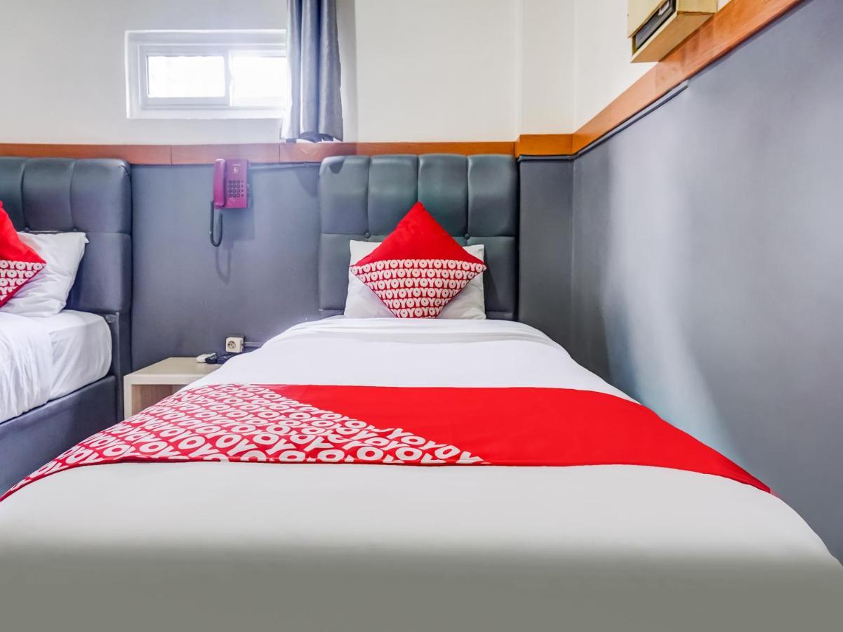 B Shaw Hotel Jakarta Ngoại thất bức ảnh
