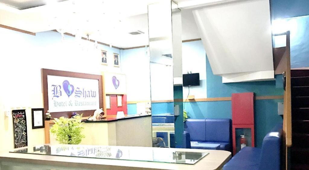 B Shaw Hotel Jakarta Ngoại thất bức ảnh