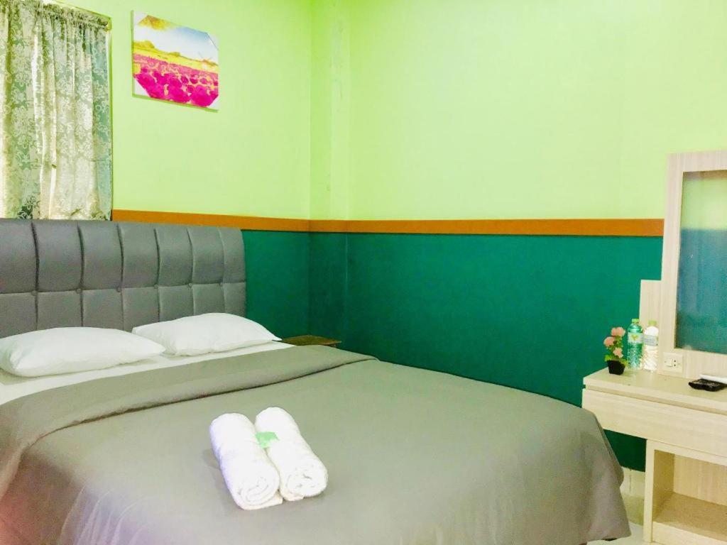 B Shaw Hotel Jakarta Ngoại thất bức ảnh